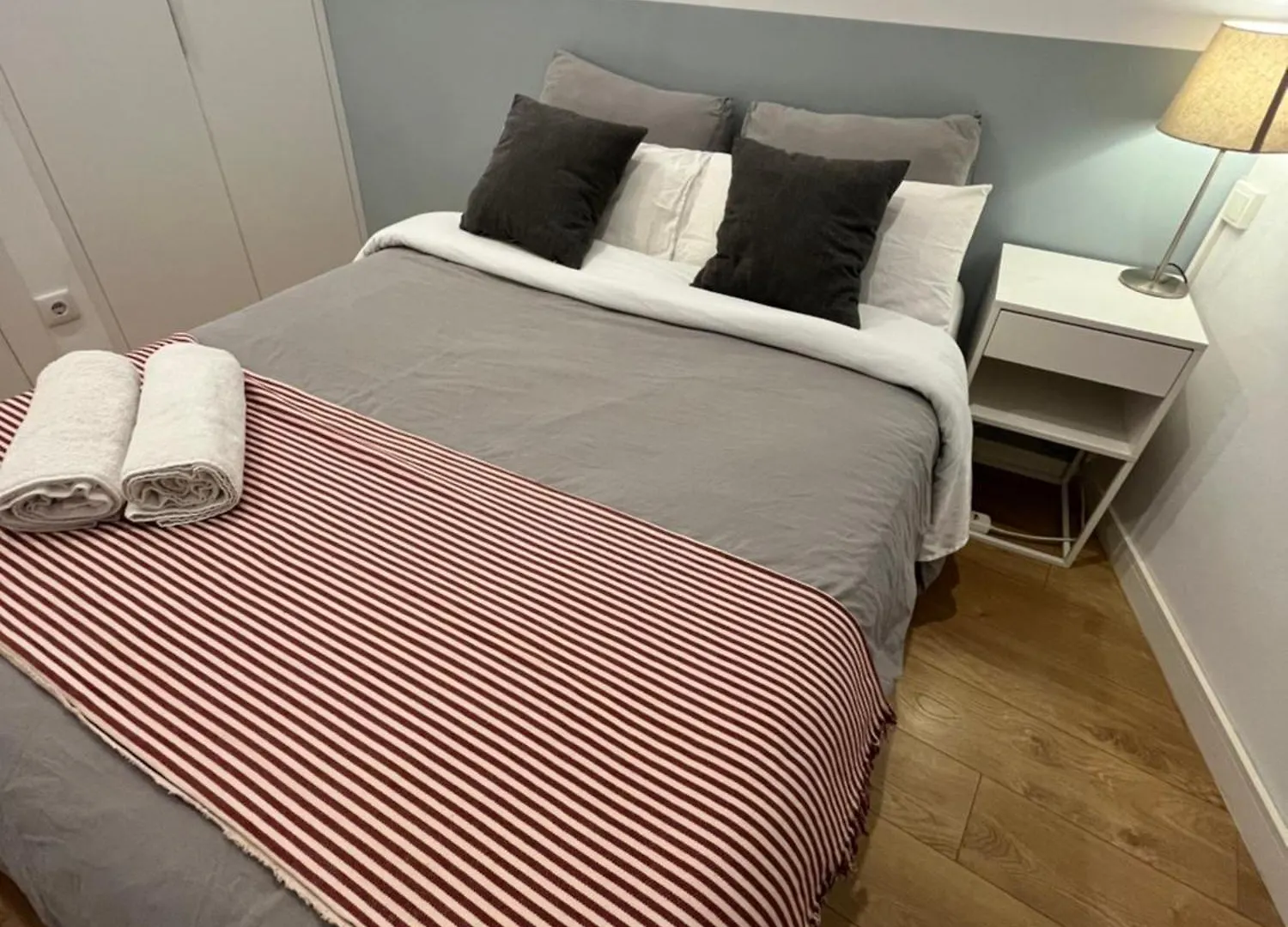 Guest house The Room Gotico Barcelona Spain